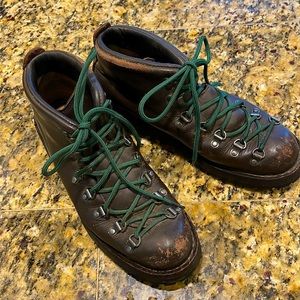 Danner Mt light II size 9.5